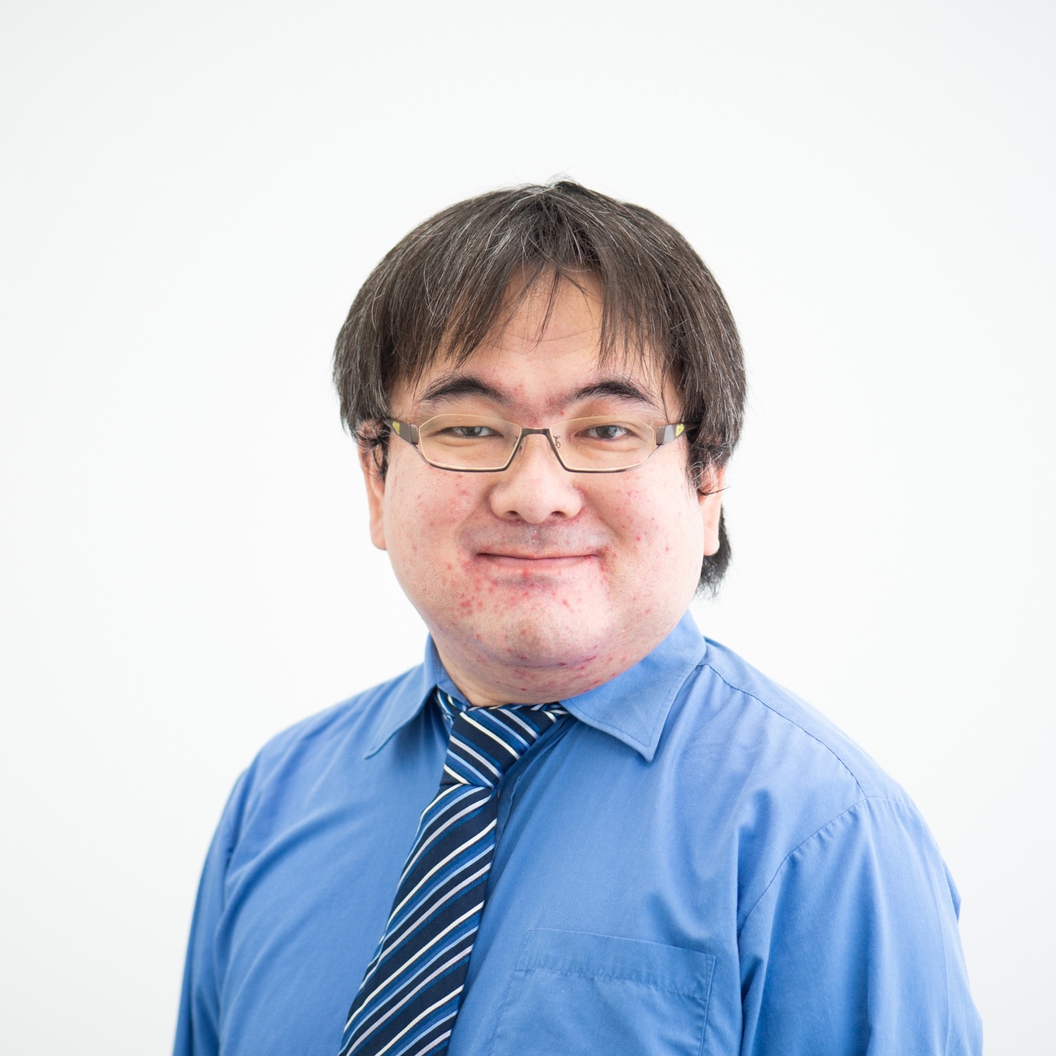 米田　啓