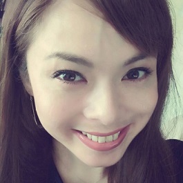 榊　公子